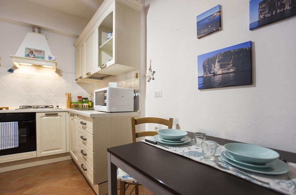 Dery Alghero Holiday Gilbert Apartamento Exterior foto